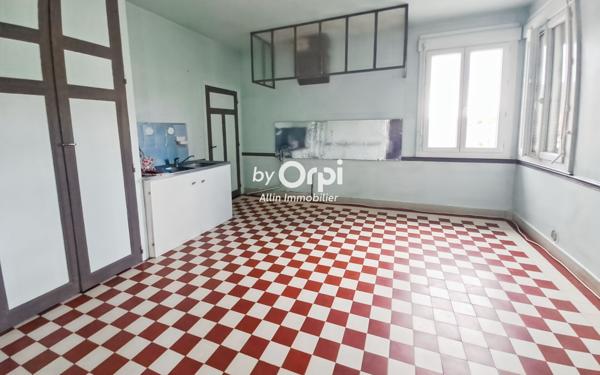 Maison à vendre    3 pièces •  Boussac