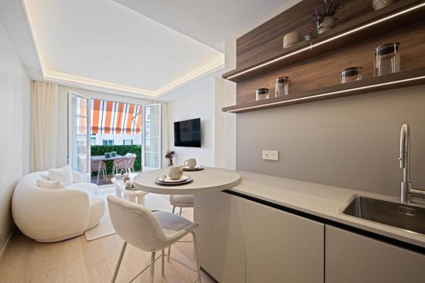 Appartement à vendre à Nice (06300) - Alpes-Maritimes