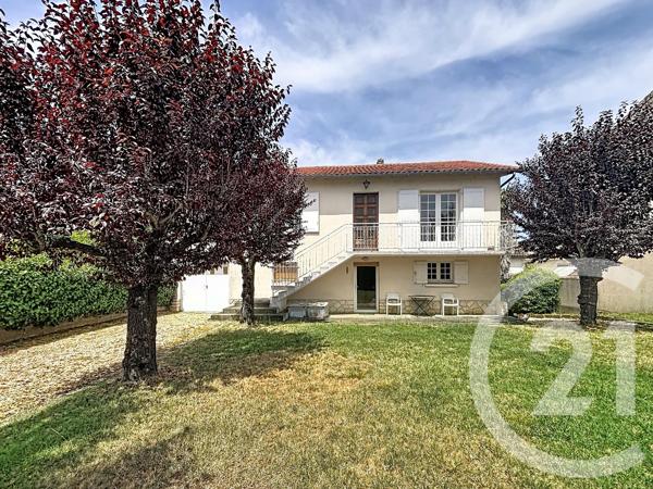 Maison à vendre  5 pièces - 252,10 m 2   MONTPON MENESTEROL  - 24