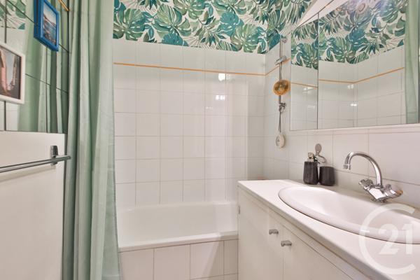 Appartement F3 à vendre  3 pièces - 52,93 m2 PARIS - 75015