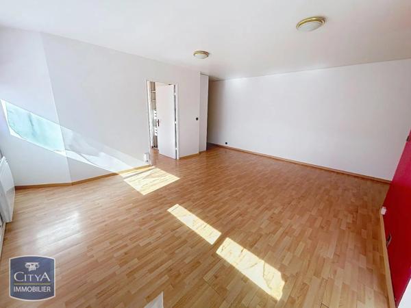 Appartement à vendre 2 pièces 53m² Arpajon (91290)