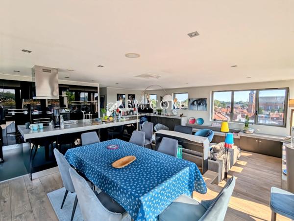 Appartement 4 pièce(s) 3 chambre(s) 138 m²