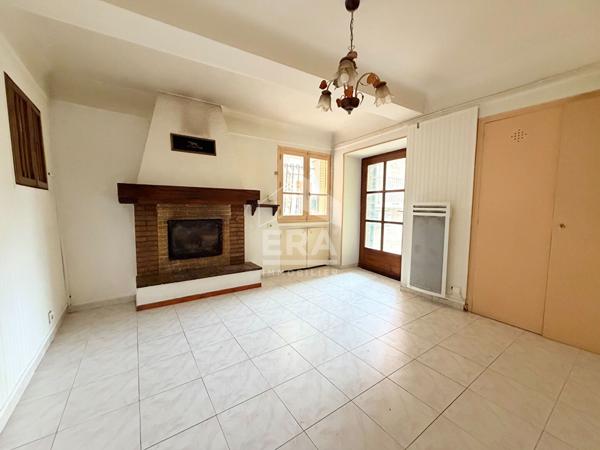 A VENDRE 84160 CADENET MAISON DE VILLAGE TYPE 3 PIECES D'ENVIRON 64M² AVEC BALCONNET