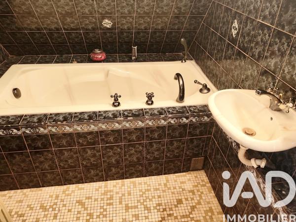 Maison à vendre 5 pièces 95 m² La Ville-aux-Dames