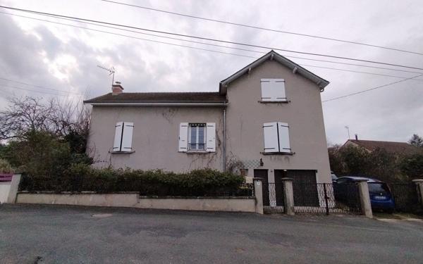 Maison à vendre    5 pièces •  Le Creusot