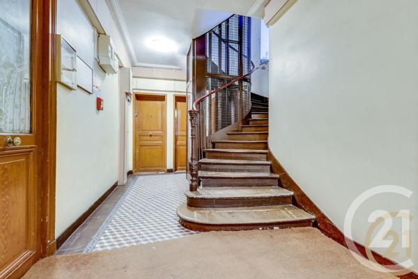Appartement F2 à vendre  2 pièces - 34,80 m2 PARIS - 75017