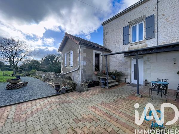 Maison à vendre 5 pièces 183 m² Coulonges-sur-l'Autize