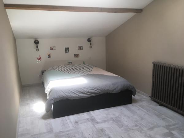 Grande maison de village avec jardin et garage Bram (11150)