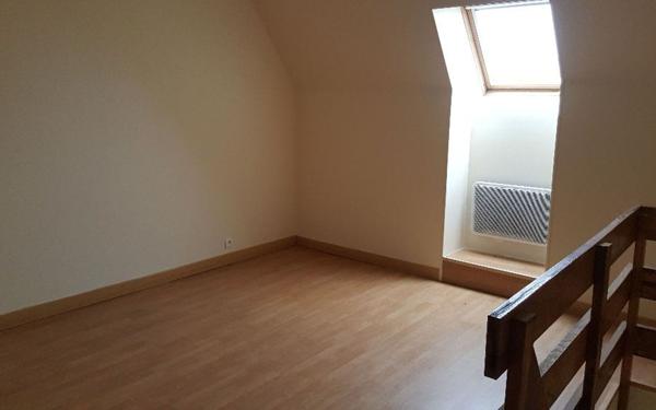 Appartement à louer    2 pièces •  Ons-en-Bray