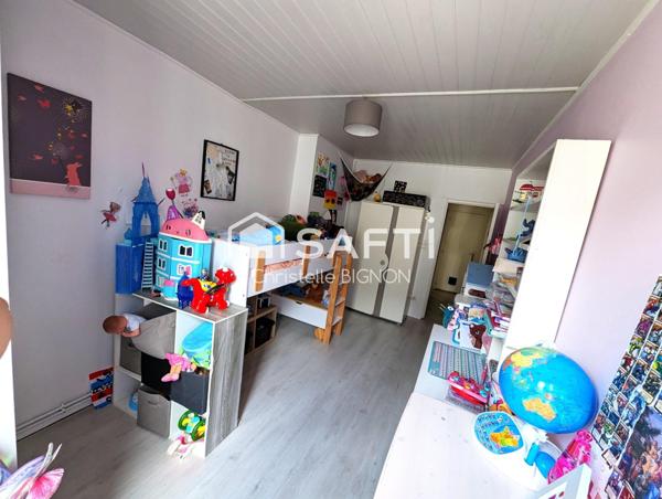 GRAND ET BEL APPARTEMENT F5 DE 102 M²