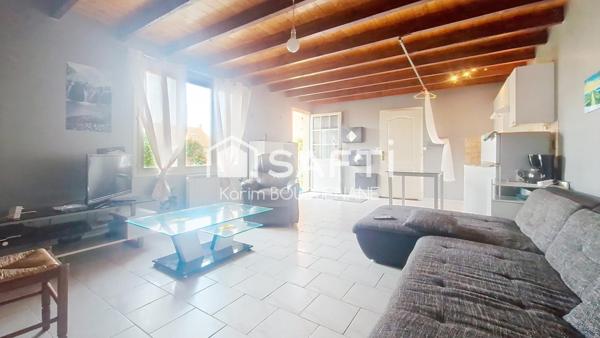 Maison de 70 m2, 2 chambres, sur 500 m2 de terrain...