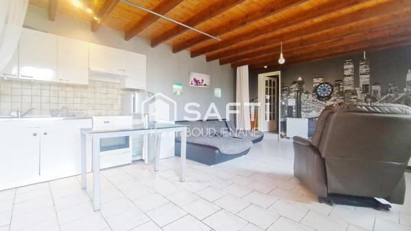 Maison de 70 m2, 2 chambres, sur 500 m2 de terrain...