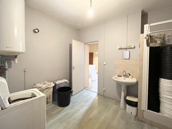Immeuble à vendre |                                       Casteljaloux |                                            158 m²
