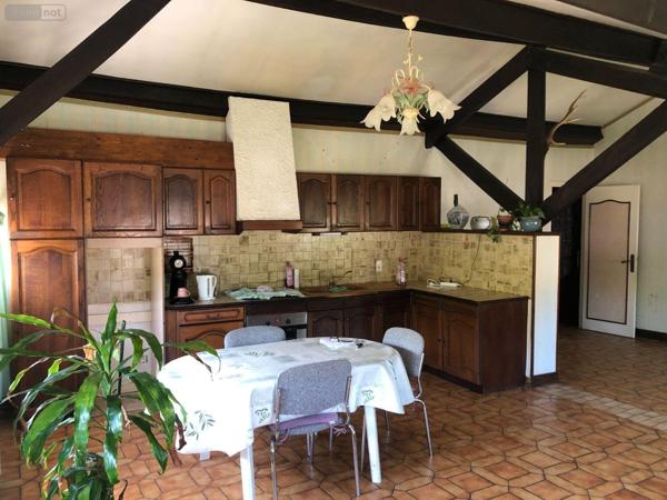 Maison de ville à vendre à Issoudun dans l'Indre (36100), ref : 11813/1457