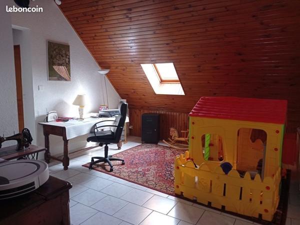 Maison familiale de caractère – Quartier résidentiel recherché à Lucé