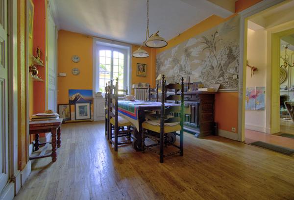 AGEN CENTRE - Maison de caractère de 250 m² avec extérieur, cave dans un quartier calme et recherché