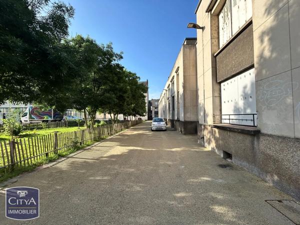 Parking à vendre 15m² Tours (37000)