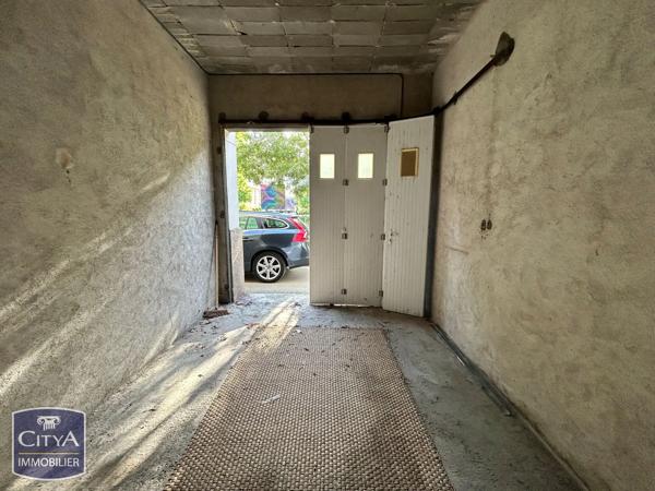 Parking à vendre 15m² Tours (37000)