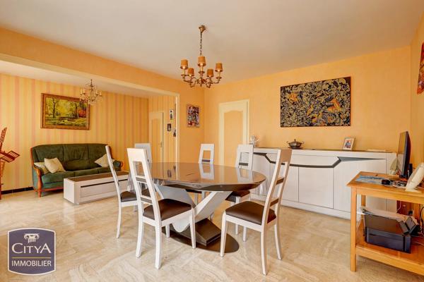 Maison à vendre 10 pièces 209m² Longvic (21600)