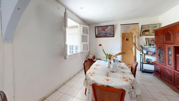 Maison de plain-pied à rénover de 142 m²