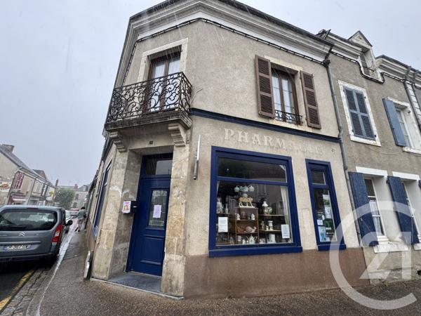 Immeuble à vendre  276,38 m2 CLUIS - 36