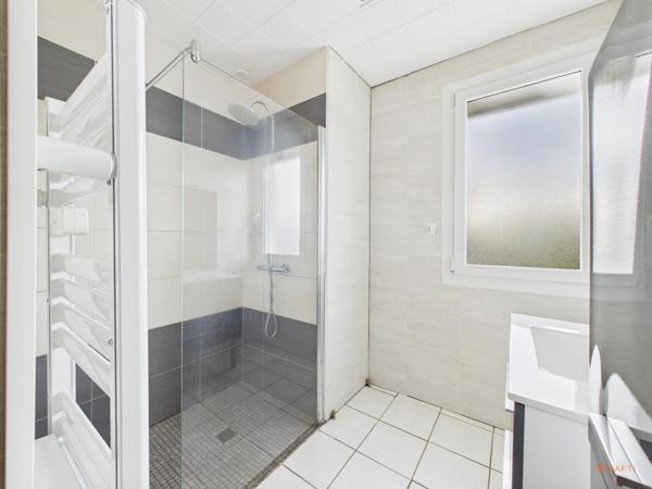 MAISON 4 PIECES 3 CHAMBRES SUR S/SOL