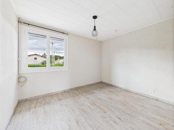 MAISON 4 PIECES 3 CHAMBRES SUR S/SOL