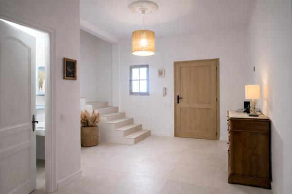 Bezouce (30320) Villa lumineuse