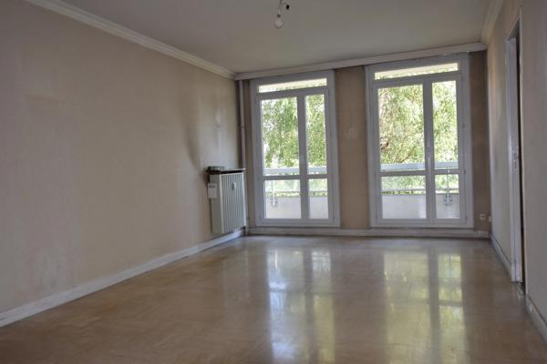 Dans le secteur de Bellevue; T4 de 84 m² avec garage et cave