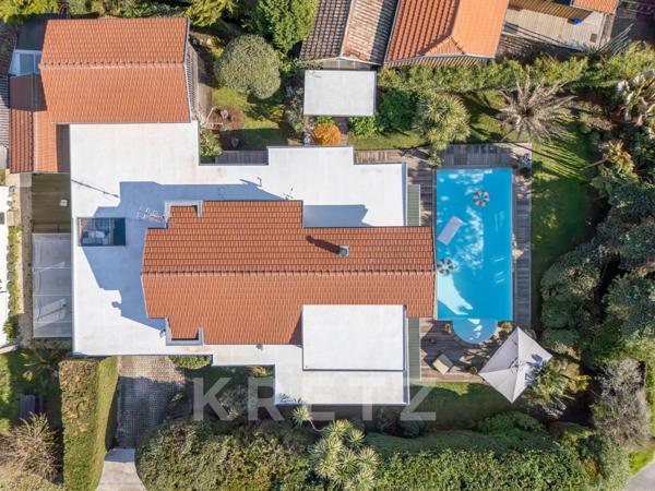 Villa familiale avec piscine à quelques mètres du bassin d'Arcachon