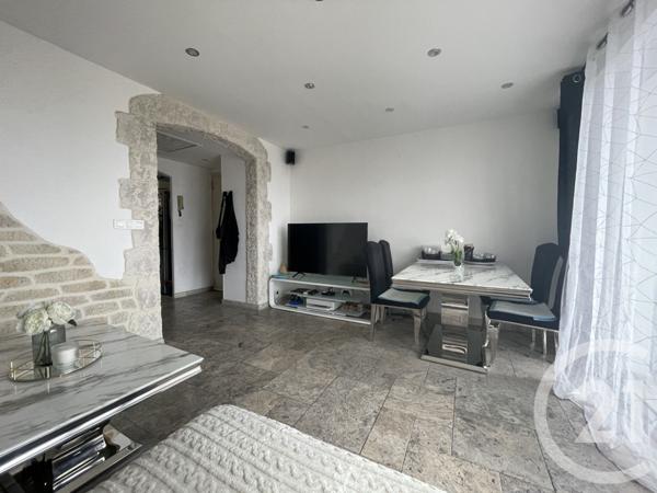 Appartement T3 à vendre  3 pièces - 56,62 m2 MARSEILLE - 13015