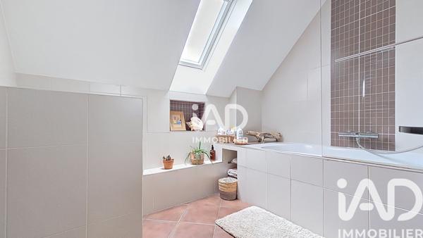 Maison à vendre 8 pièces 206 m² Le Coudray-Montceaux