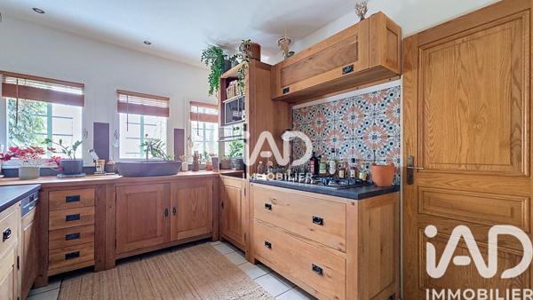 Maison à vendre 8 pièces 206 m² Le Coudray-Montceaux