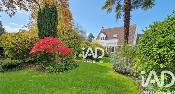 Maison à vendre 8 pièces 206 m² Le Coudray-Montceaux