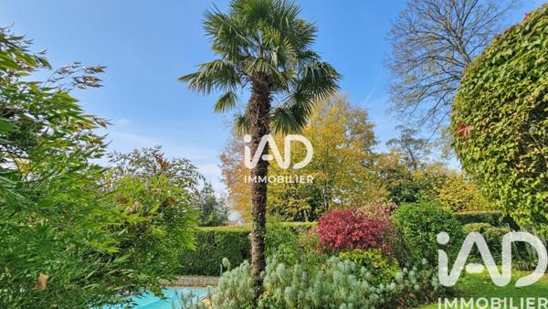 Maison à vendre 8 pièces 206 m² Le Coudray-Montceaux