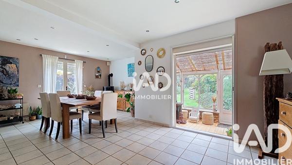 Maison à vendre 8 pièces 206 m² Le Coudray-Montceaux