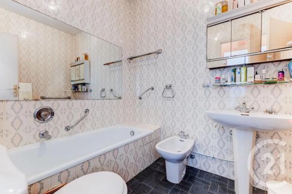 Appartement F4 à vendre  4 pièces - 94,03 m 2   NICE  - 06