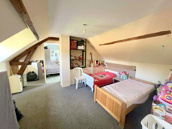 Maison CHAUMONT EN VEXIN 4 pièce(s) 115 M².