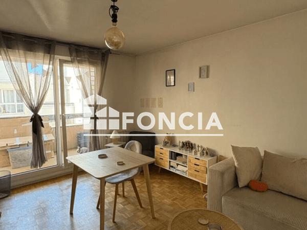 Location Appartement 2 pièces 48.7 m² - 13 AVENUE DE LA REPUBLIQUE Cran Gevrier 74960
