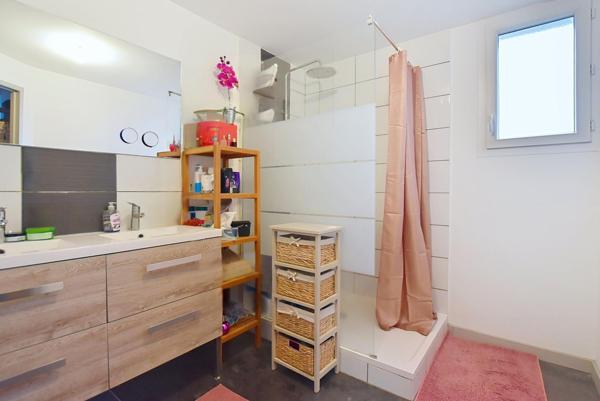 Duplex avec terrasse & jardin