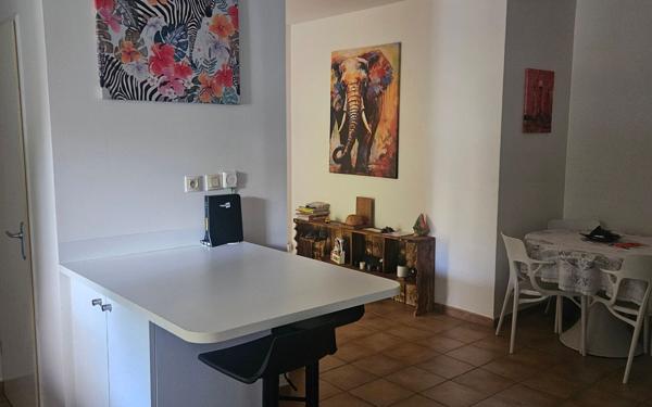 Appartement à vendre    3 pièces • 70,76 m2 Baie-Mahault