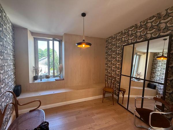 Superbe appartement T4, 2 chambres, de 123,82M ! Hyper centre d'AURAY