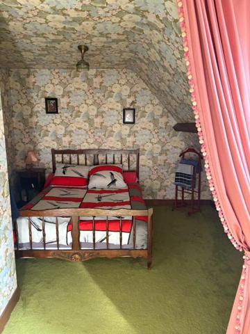 Maison de pays  8 pièce(s) 215 m2