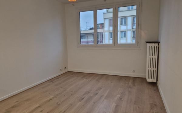 Appartement à vendre    2 pièces • 37,81 m2 Bourg-la-Reine