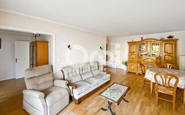 Appartement à vendre    4 pièces • 74,43 m2 Mantes-la-Jolie