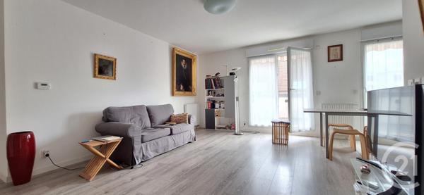 Appartement F4 à vendre  4 pièces - 82,60 m2 ARPAJON - 91