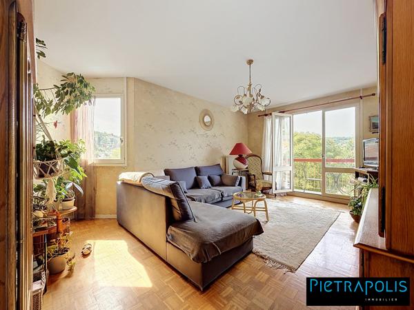 T4 84m2 - balcon et cave - Vals-près-le-Puy
