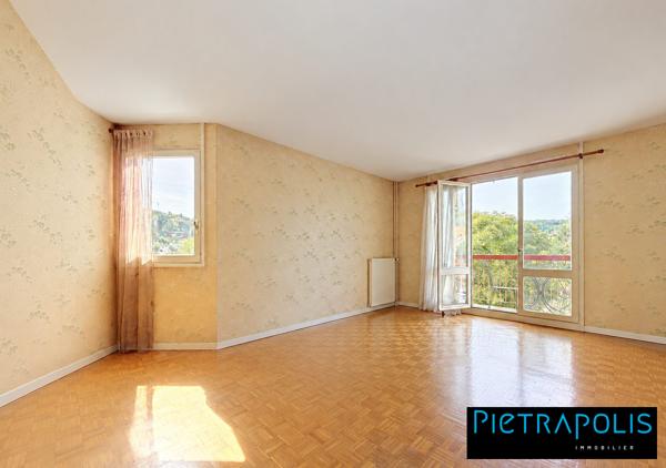 T4 84m2 - balcon et cave - Vals-près-le-Puy