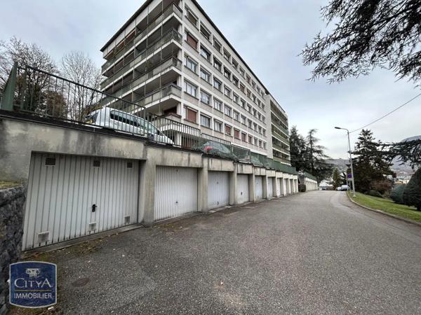 Parking à louer Chambéry (73000)