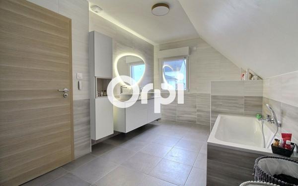 Maison à vendre    5 pièces •  Engwiller